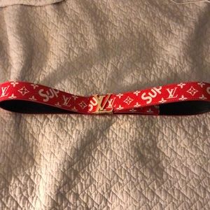 Louis Vuitton Supreme Belt *not authentic*